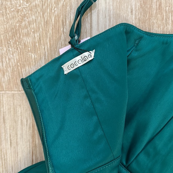 Emerald green jump suit - Picture 9 of 10
